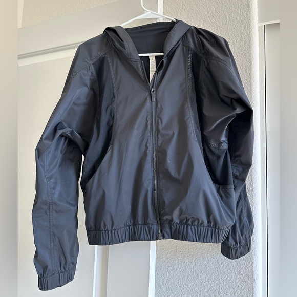 Lululemon athletic windbreaker jacket size 8 - Picture 1 of 12
